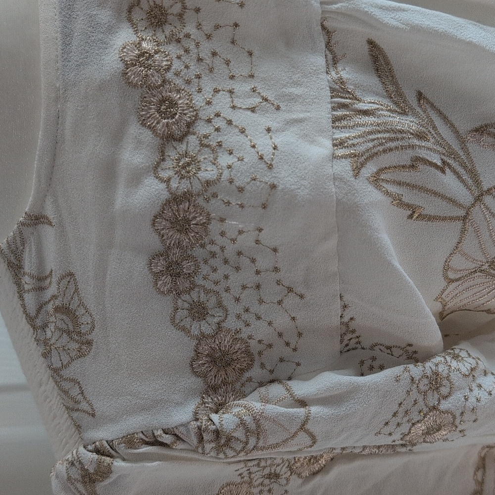 Hale Bob White Floral Embroidered Women's Top - Picture 5 of 10